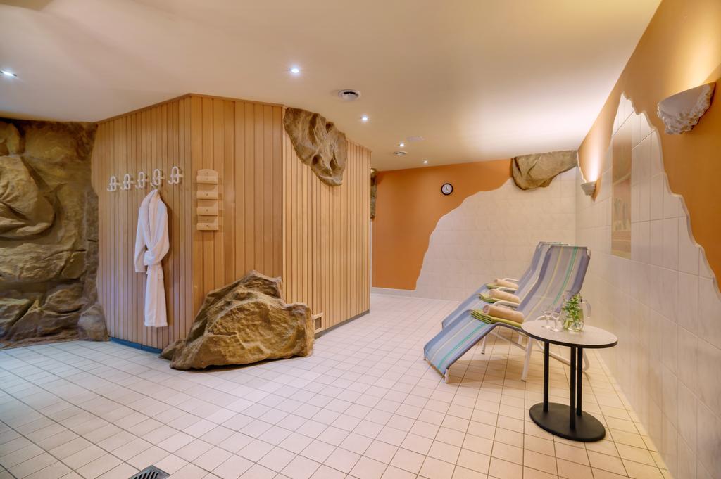 Waldhotel Vogtland Клінґенталь Екстер'єр фото